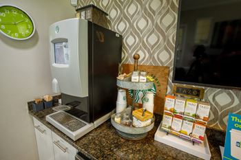 Starbucks Coffee Bar